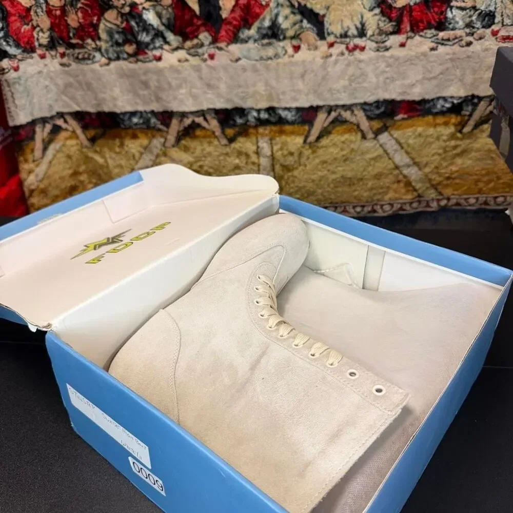 Unbranded Men's Cream and White Boots